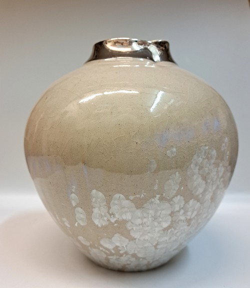 JP-022 Vase, White Crystalline with White 18KG $450 at Hunter Wolff Gallery